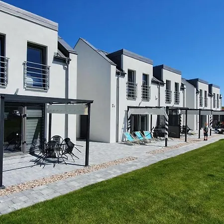 California Apartment *